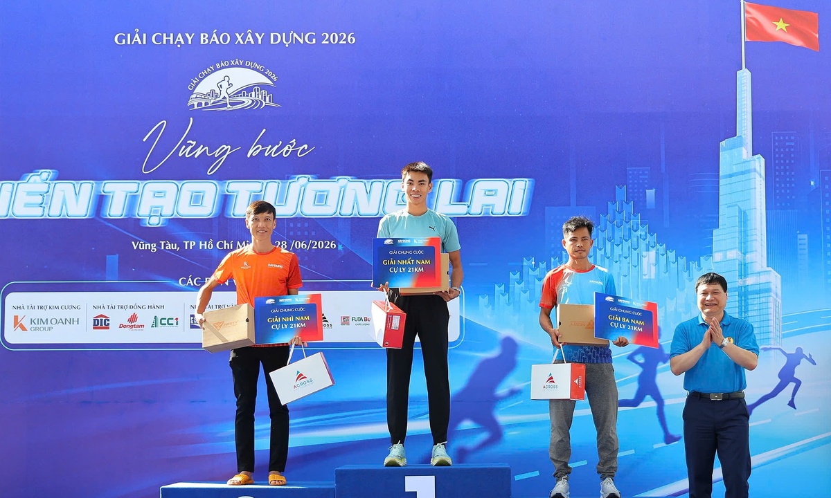 KJC VIP chúc mừng Anh Khôi vô địch giải chạy Báo Xây dựng 2026 - hình ảnh - kjcbet.vip KJC VIP chúc mừng Anh Khôi vô địch giải chạy Báo Xây dựng 2026 - hình ảnh - kjcbet.vip