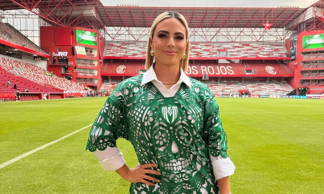 KJC Việt Nam: Áo cổ động World Cup lấy cảm hứng từ Lễ hội Người chết gây sốt - hình ảnh - kjcbet.vip