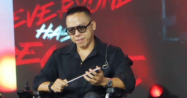 Hoàng Touliver ngồi xe lăn giao lưu fan, KJC eSports chia sẻ thông điệp ý nghĩa - hình ảnh - kjcbet.vip