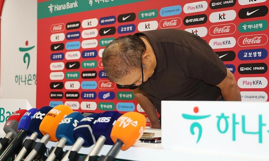 KJC cược bóng đá: Ông Park cúi đầu xin lỗi sau thất bại của Hàn Quốc tại World Cup 2026 - hình ảnh - kjcbet.vip