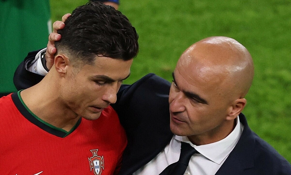 KJC chính thức: Shearer chỉ trích HLV Bồ Đào Nha vì không dám thay Ronaldo - hình ảnh - kjcbet.vip