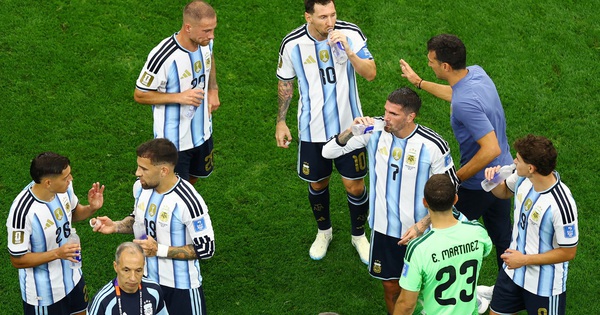 KJC cược bóng đá: Messi răm rắp nghe lời Scaloni, sẵn sàng chinh phục World Cup 2030 - hình ảnh - kjcbet.vip
