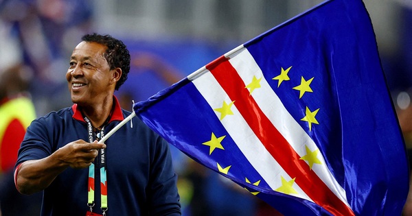 HLV Cabo Verde xúc động tạm biệt World Cup, dành lời khen đặc biệt cho Argentina - hình ảnh - kjcbet.vip