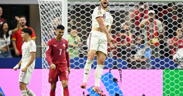 KJC cược bóng đá: Ronaldo chia tay World Cup sau thất bại trước Tây Ban Nha - hình ảnh - kjcbet.vip