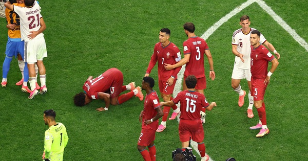 HLV Tây Ban Nha ôm Ronaldo trước đại chiến: KJC cược bóng đá ăn đậm cùng cảm xúc World Cup - hình ảnh - kjcbet.vip