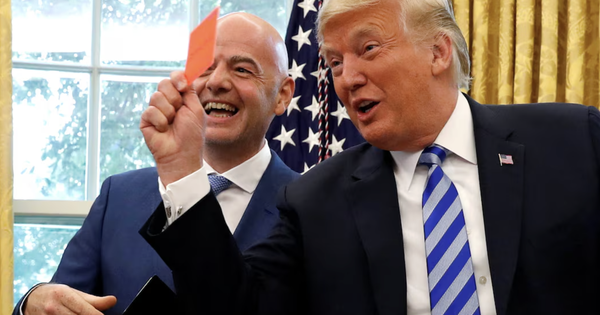 Chủ tịch FIFA xác nhận trao đổi với Trump về thẻ đỏ gây tranh cãi của Balogun - hình ảnh - kjcbet.vip